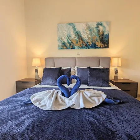 Violetta Apartment, Ground Floor Pool View