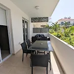 Violetta Apartment, Ground Floor Pool View Apartment
