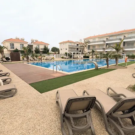 Violetta Apartment, Ground Floor Pool View Apartment
