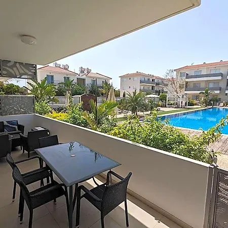 Apartment Violetta Apartment, Ground Floor Pool View