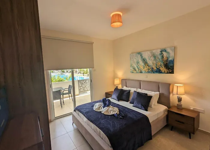 Violetta Apartment, Ground Floor Pool View Paralimni