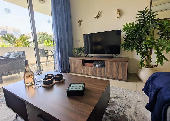 Apartmán Violetta Apartment, Ground Floor Pool View *