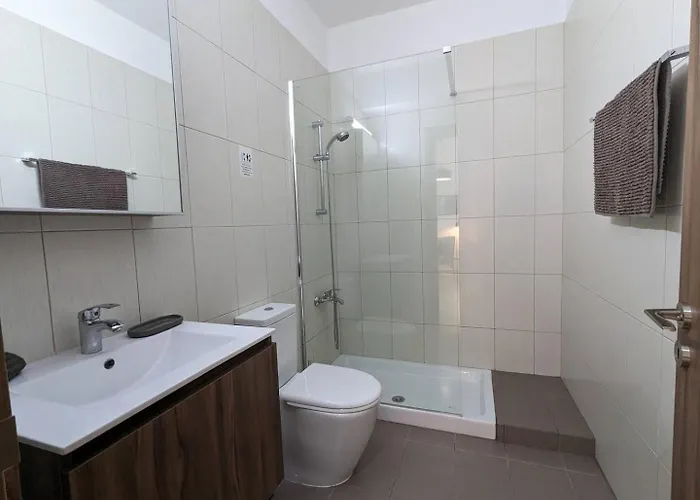 Apartmán Violetta Apartment, Ground Floor Pool View *